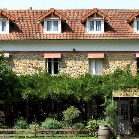 Au Bord Du Lac Hotell Saint-Rémy-lès-Chevreuse Exteriör bild