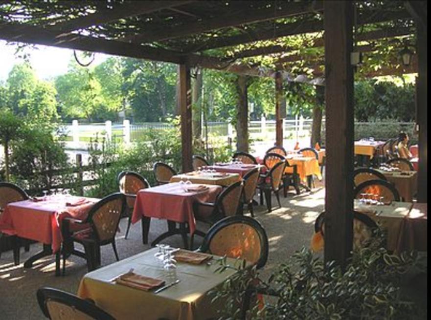 Au Bord Du Lac Hotell Saint-Rémy-lès-Chevreuse Exteriör bild